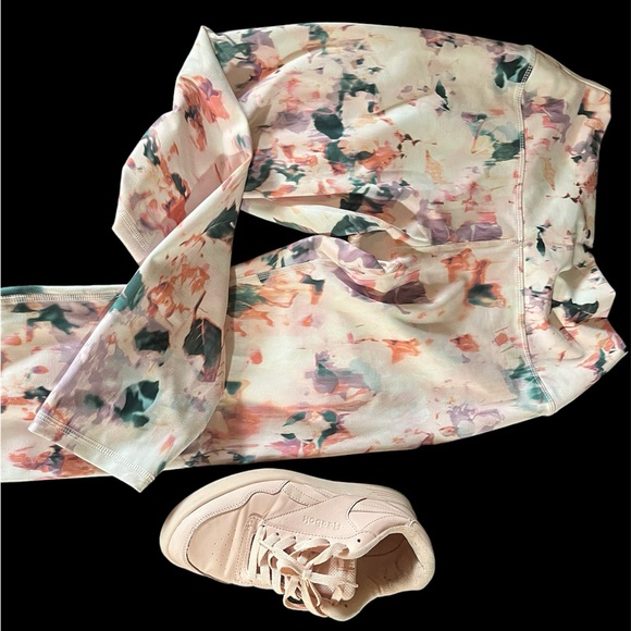 RBC floral leggings - Picture 3 of 4